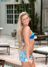 Tight Bikini Bod - Jessie Andrews (40 Photos) - 18eighteen