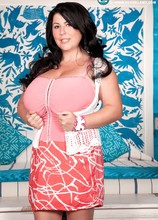 Sink Into Softness - Natalie Fiore (73 Photos) - Scoreland