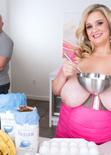 Plump Mom Pounded - Cami Cooper and J Mac (100 Photos) - XL Girls