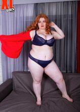 Loida: The Fleshy Redhead-Next-Door - Loida (100 Photos) - XL Girls