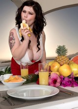 Banquet Of Tits & Ass - Roxanne Miller (50 Photos) - XL Girls