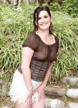 Gaping Butthole MILF - Michele Marks (40 Photos) - Naughty Mag